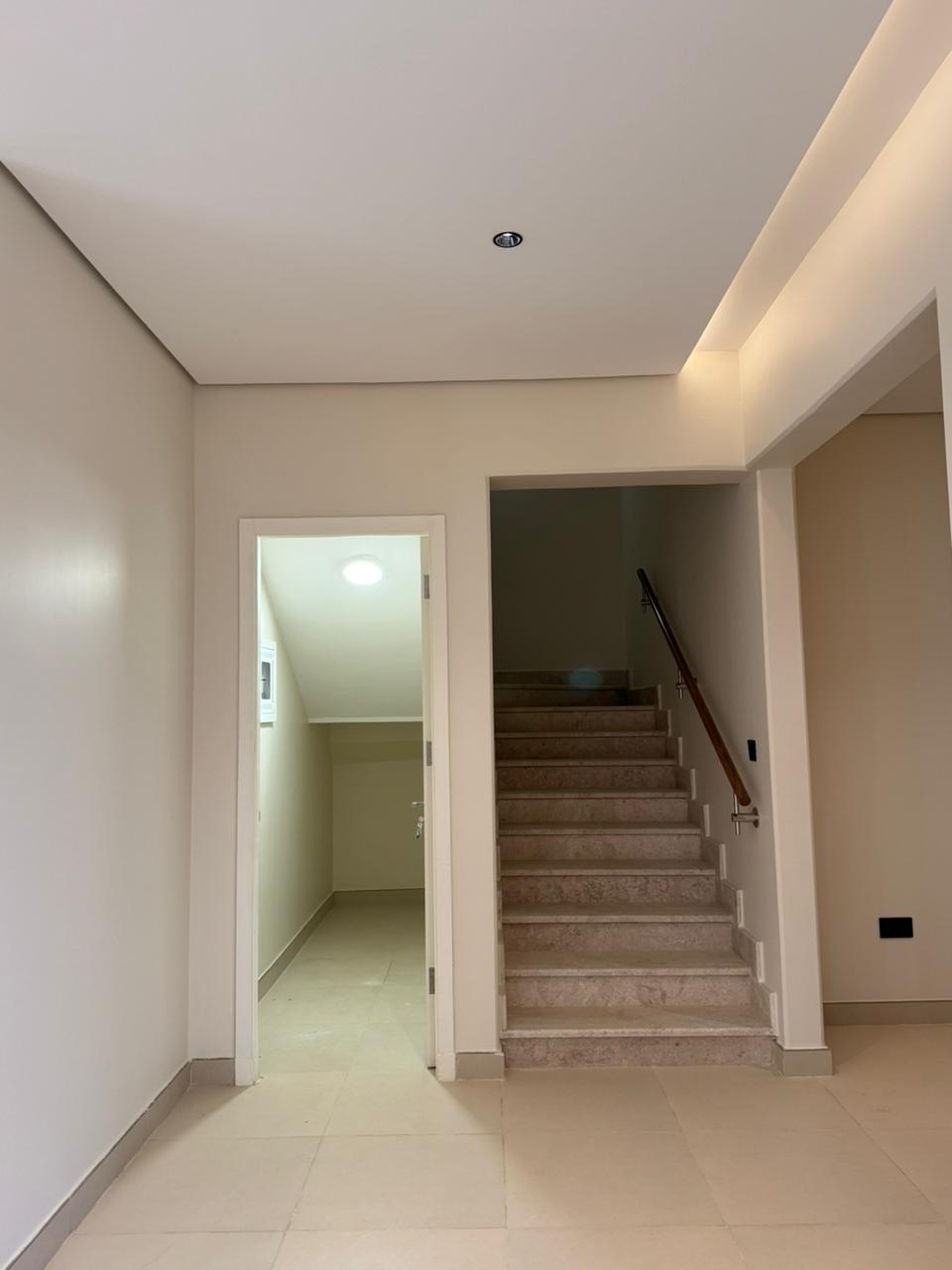 🏰 **Modern Luxury Villa | Sidra District – Roshn**   ✨ *Contemporary Design Blending Elegance, Functionality & Sustainability*  